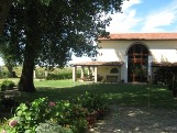 agriturismo: vista dal portico